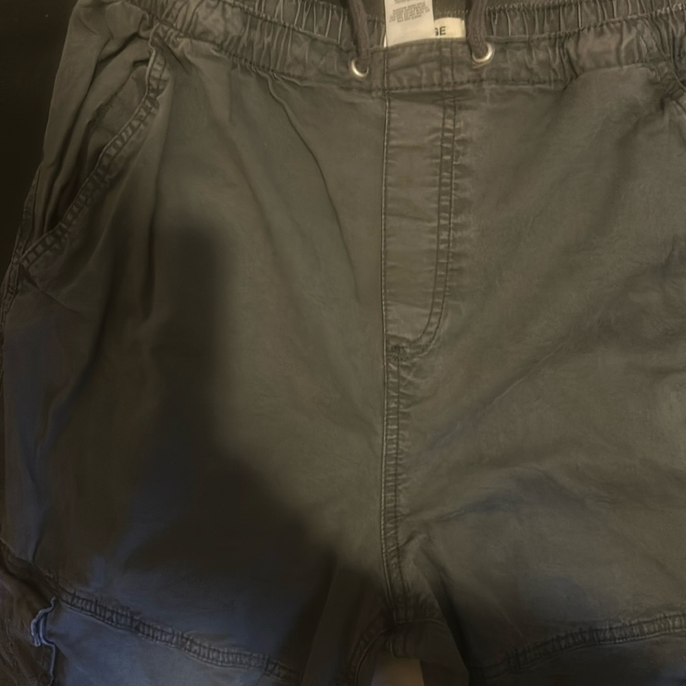 Garage cargos